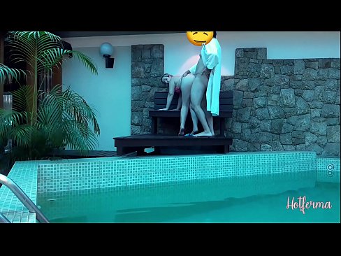 ❤️ Oga pe iranṣẹbinrin si awọn pool, sugbon ko le koju kan gbona ❤️❌  si wa ❌